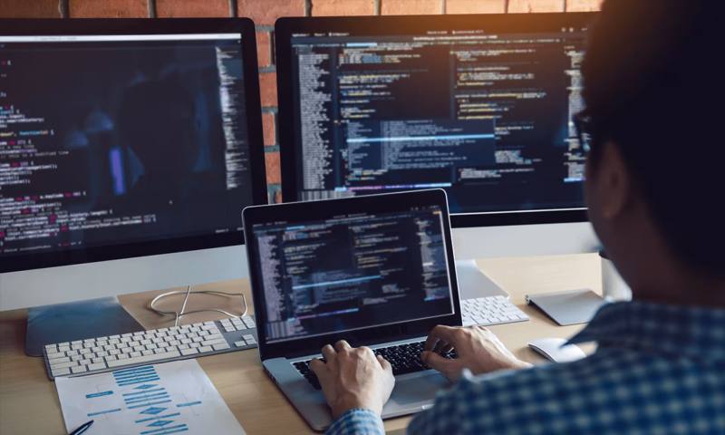 数据科学选型:R与Python如何赋能郏县网站建设?